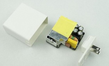 如何規(guī)避電源適配器短路等風(fēng)險(xiǎn)？