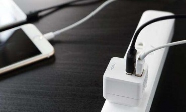 如何判斷充電器能給手機(jī)快充？怎么選擇？