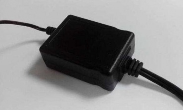 設(shè)計(jì)單片開(kāi)關(guān)電源適配器要遵守哪些原則？