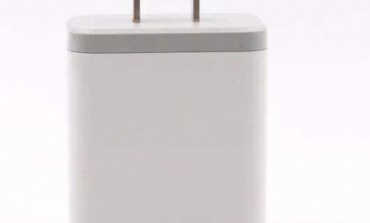 充電時(shí)玩手機(jī)消耗的是手機(jī)電池還是充電器？